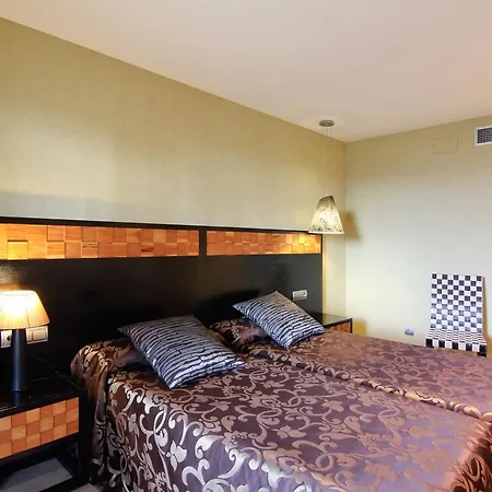 Dolcet L'hotel Otel 3*